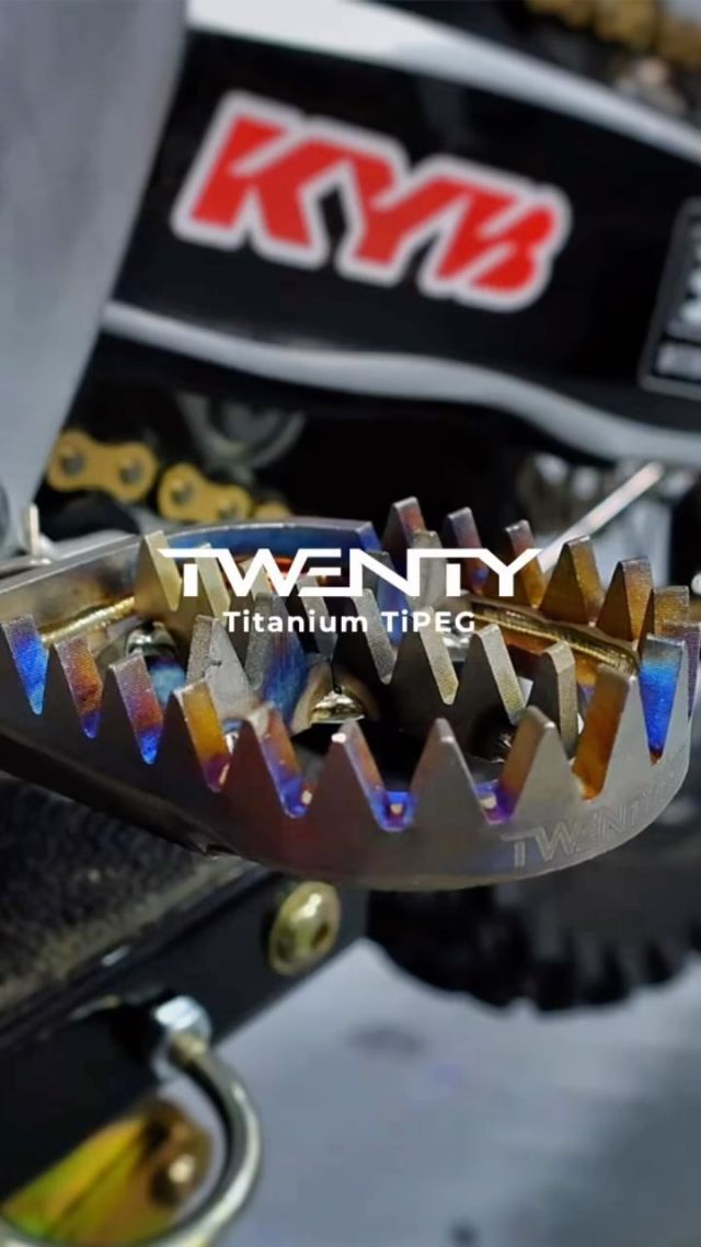 🚨Product alert 🚨➡️ Twenty TiPeg titanium foot pegs are back in stock🤩✊🏻🔝

If you take your riding seriously - you need to get an upgrade with the Twenty TiPeg titanium foot pegs. 

Developed by MXGP Teams, and tested and approved by the best of the best. You will be amazed by the grip and the durability of these foot pegs and best of all, you can get them for the most competitive price on the market 💥

.
.
.
.
.
#24mx #twenty #motocross #titanium #ti #factorylook #quality #braap #tune #light ——————————————
Use our fit my bike function on the website to find the right pegs for your bike 👍🏻