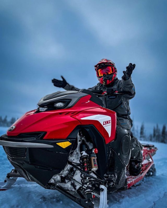 "Feeling unstoppable on my red rocket! ❄️🔴 
@kortelaine 

#sledstore #snowmobilelife #redrocket #winterwonderland #adrenalinerush"