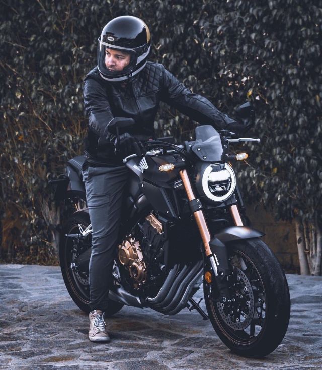 It's not about the destination, it's about the journey.

📷 @flatout_cb650r 
#XLMOTO #COURSE #COURSEGEAR #courseboomer #modernclassic #urban #revupyourstyle