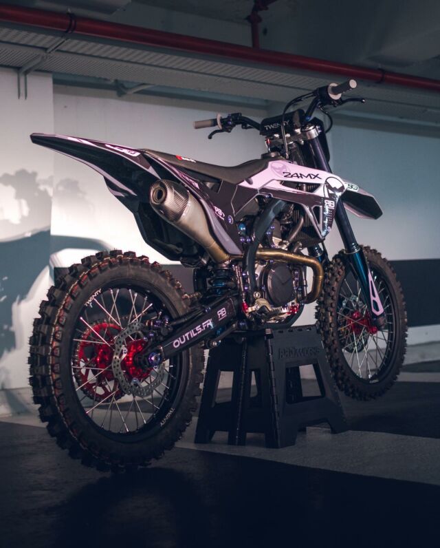 Unleashing the Beast: Introducing @remibizouard ,s New Motocross Machine! 🏍️💥 Share your thoughts and tell us what you think of this beauty! 🤩🔥 #MotocrossMadness #NewRide #BikeEnthusiast #24MX #FMX 📷 @llucpmedia