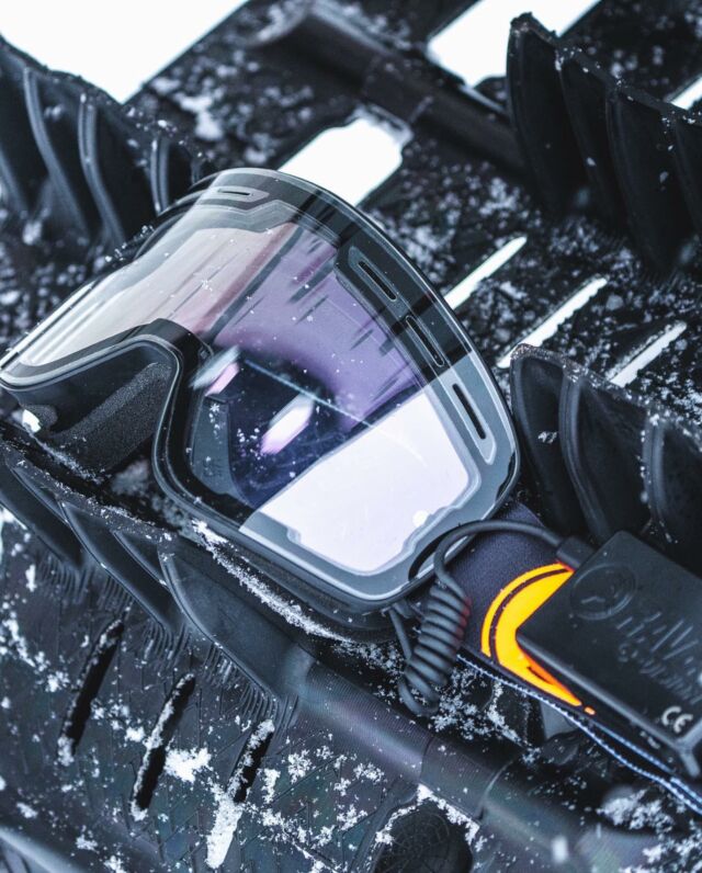 @ravensportsofficial E-vision goggles ⚡️
#NoMoreFog #ravensportsofficial #sledstore